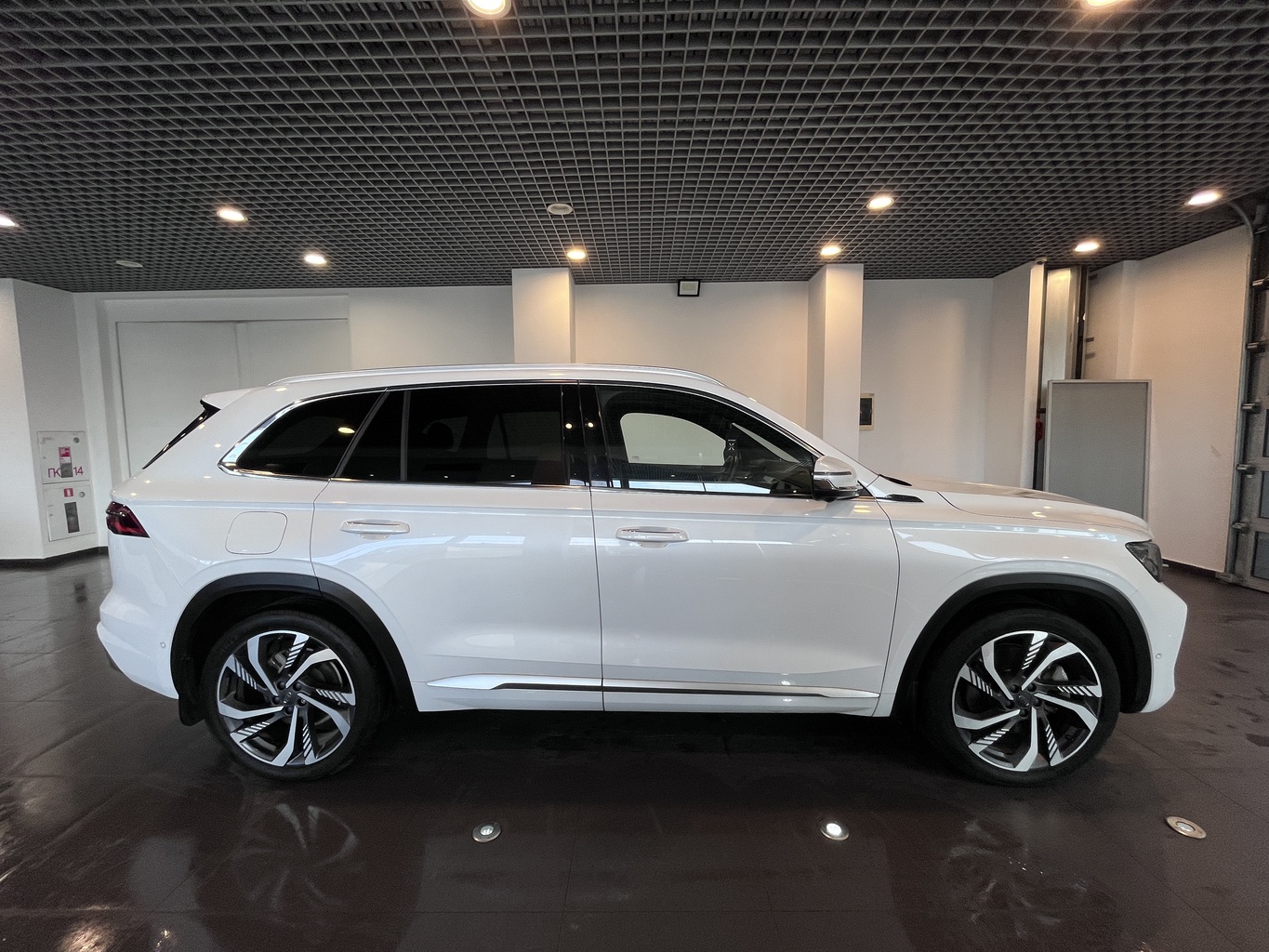 GEELY MONJARO (KX11)