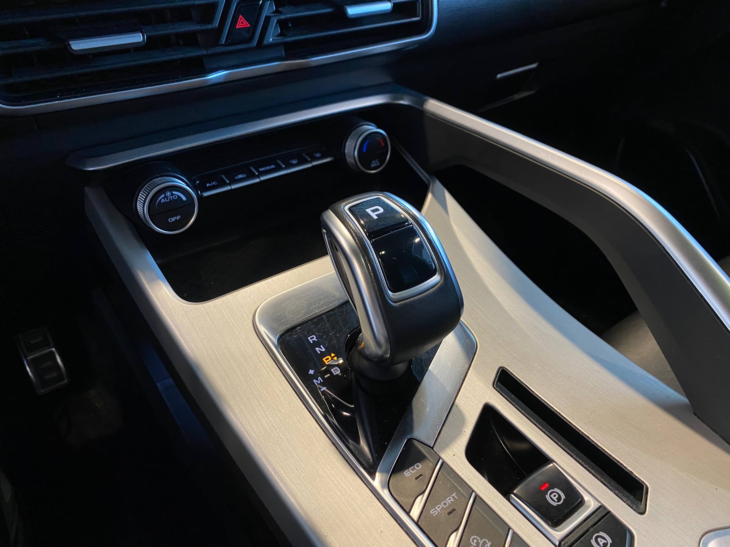 GEELY COOLRAY (SX11 A3)