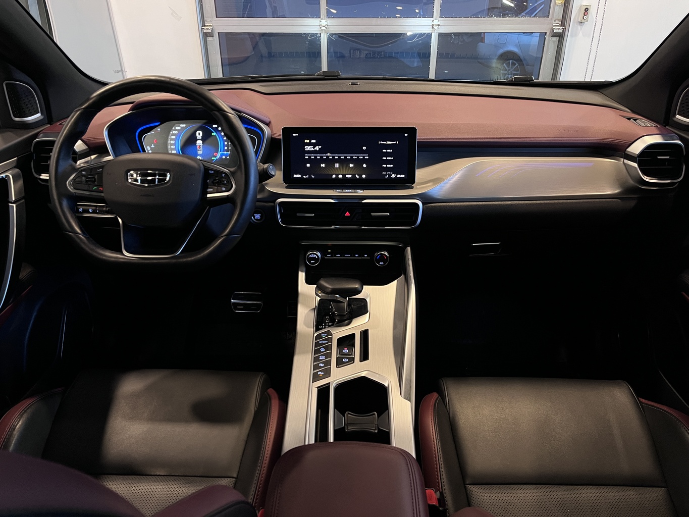 GEELY COOLRAY