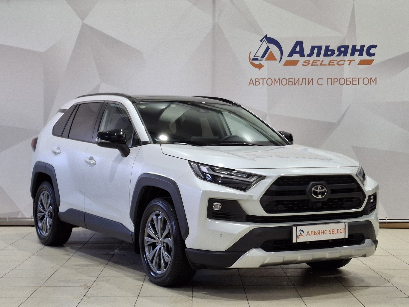TOYOTA RAV4