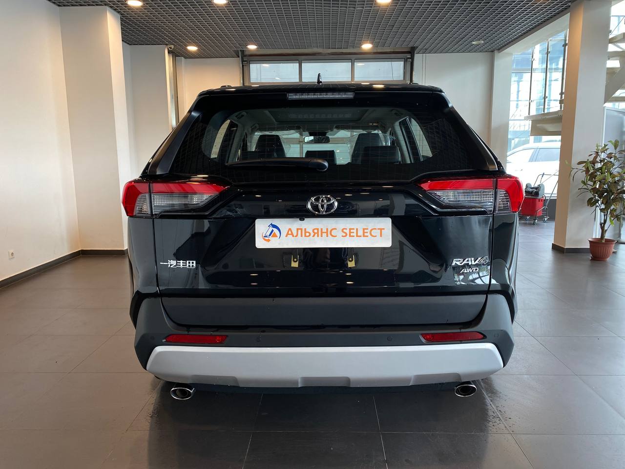 TOYOTA RAV4