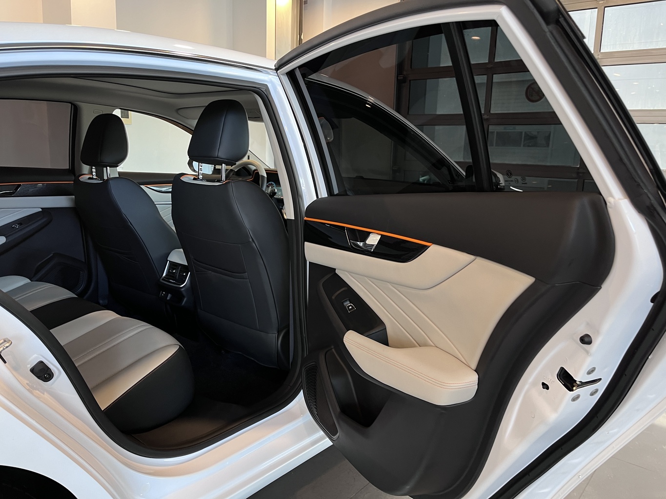 DONGFENG SHINE MAX