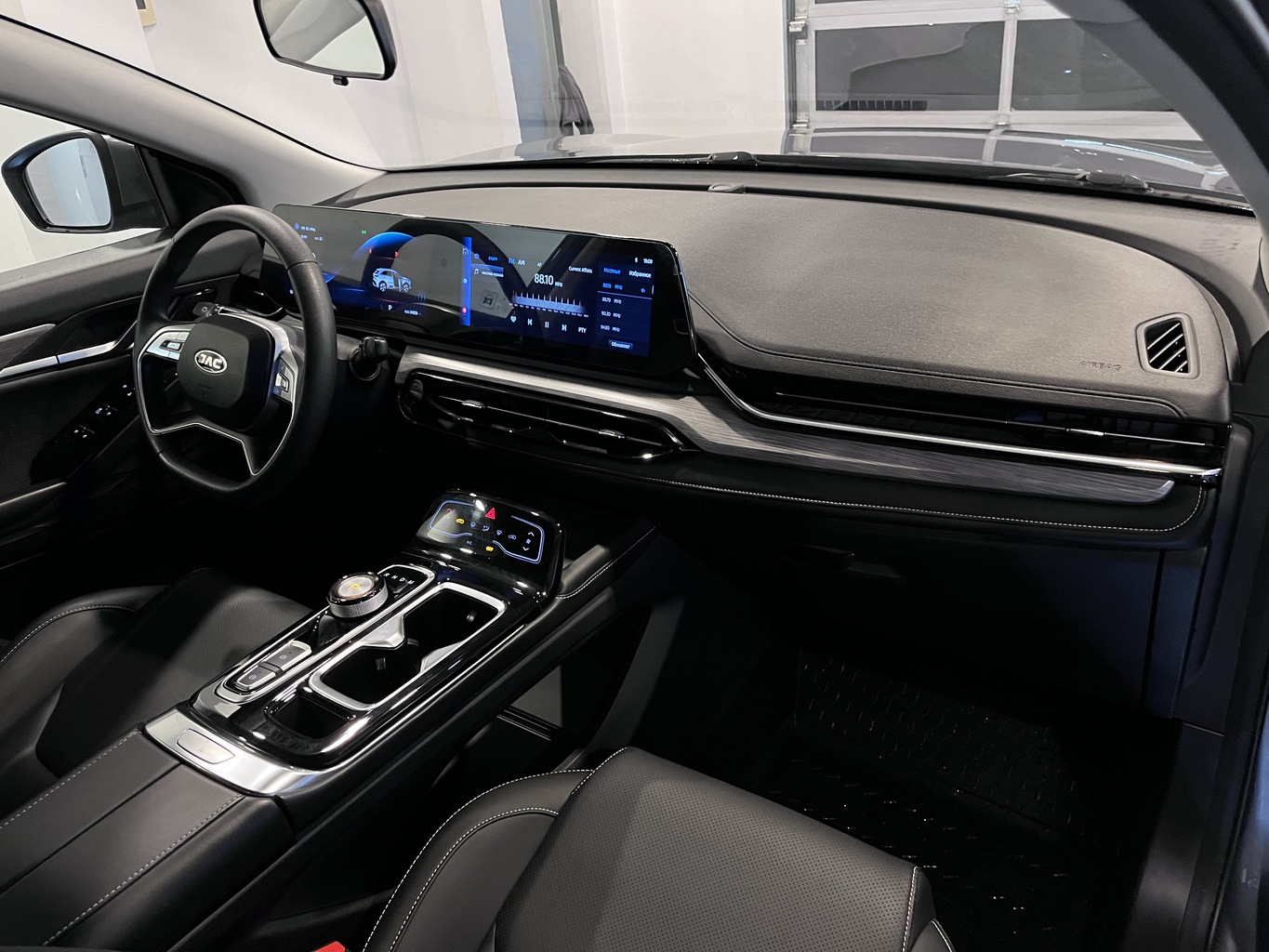 JAC JS6