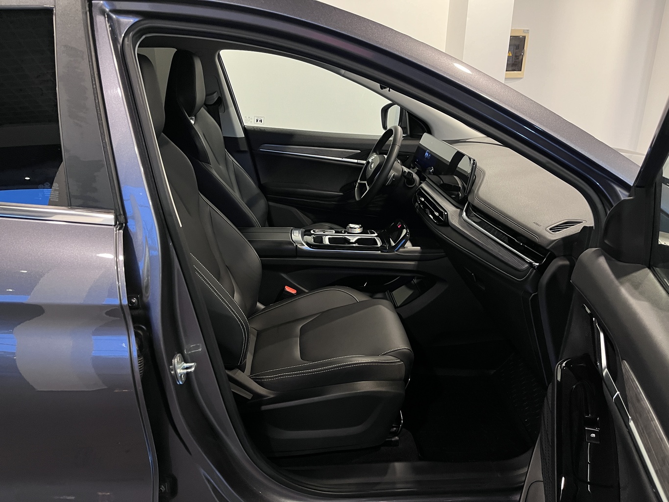 JAC JS6