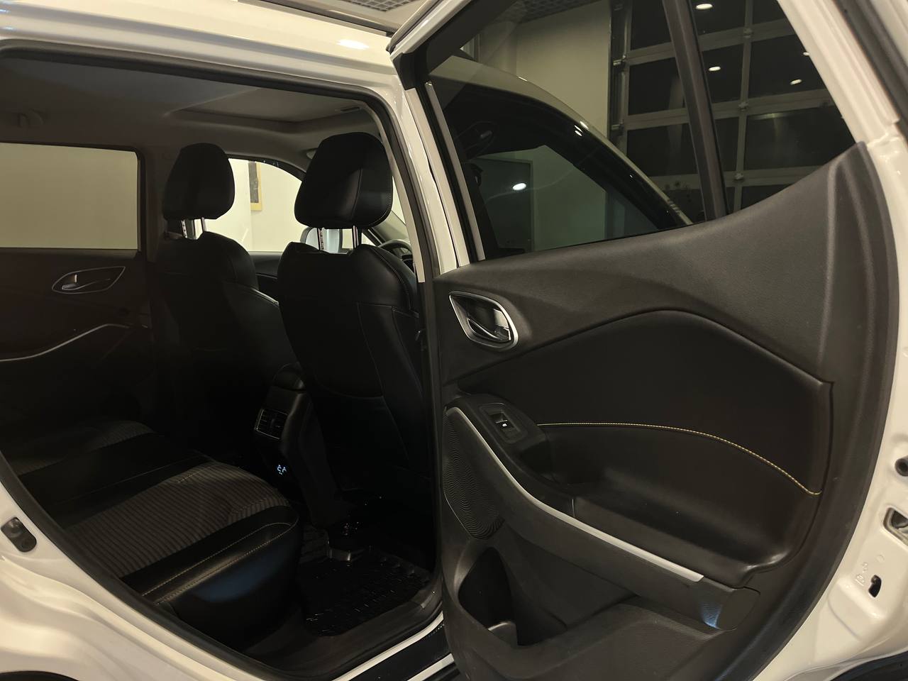 JAC JS4