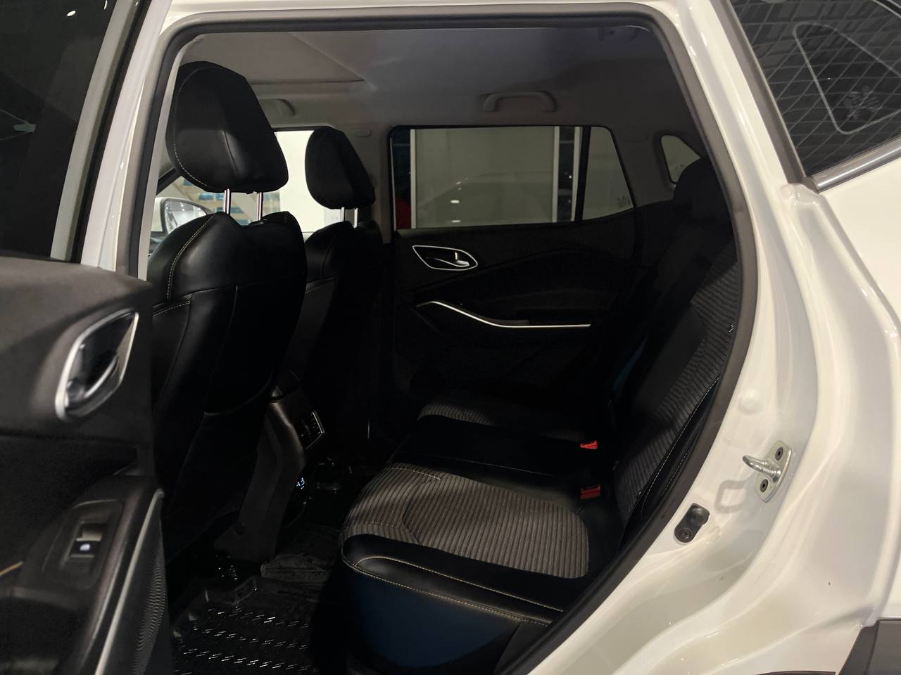 JAC JS4
