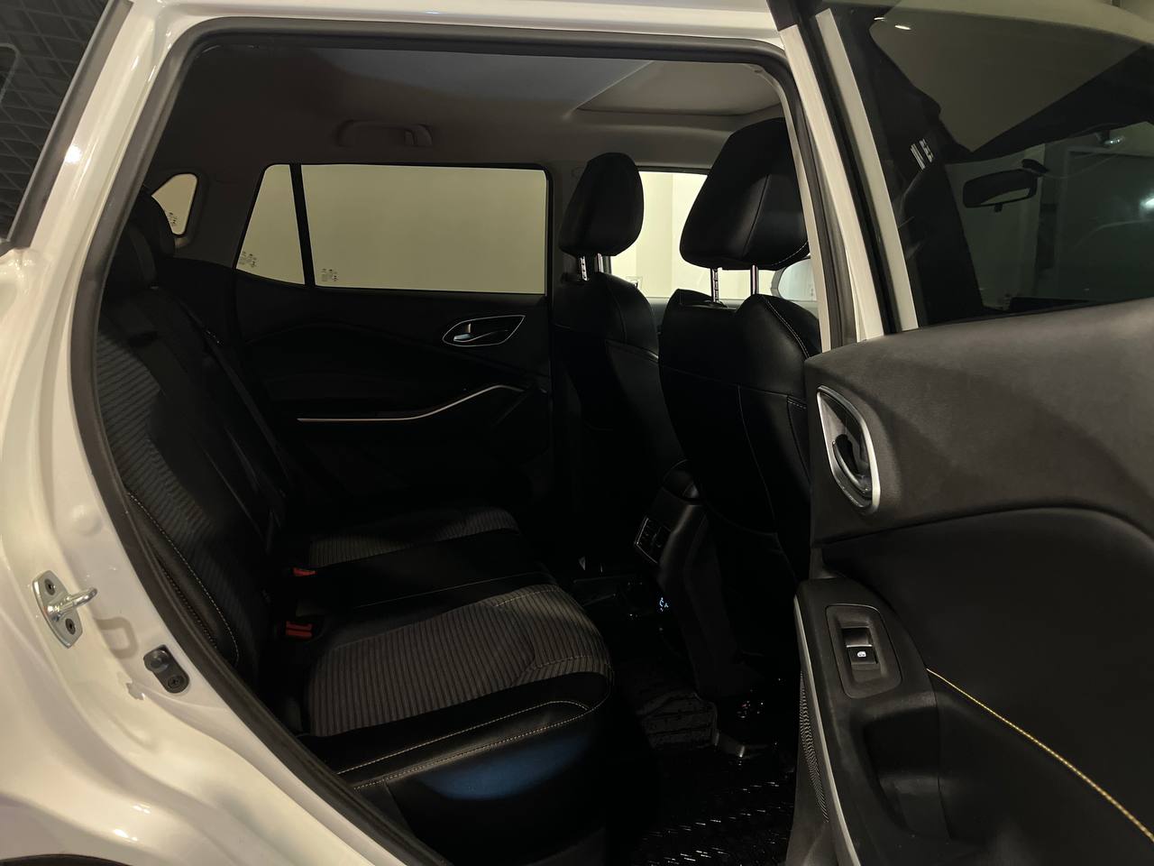 JAC JS4