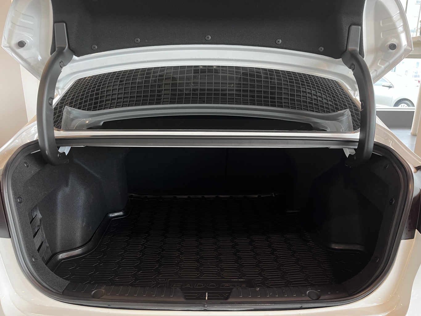 CHANGAN EADO PLUS