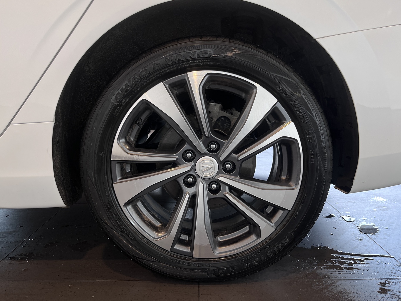 CHANGAN EADO PLUS