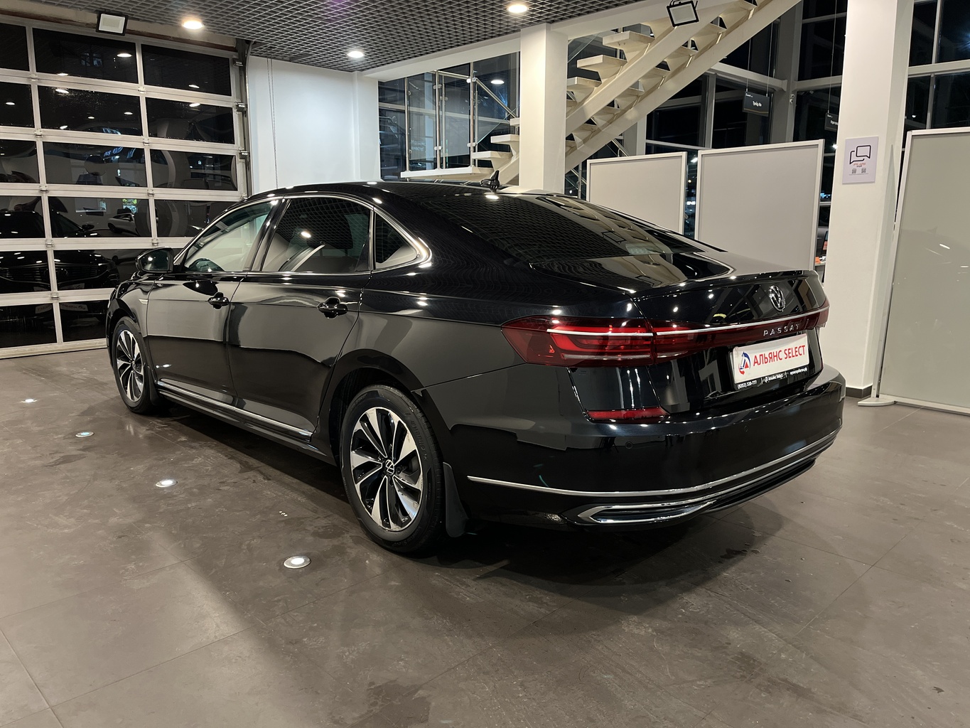 VOLKSWAGEN PASSAT