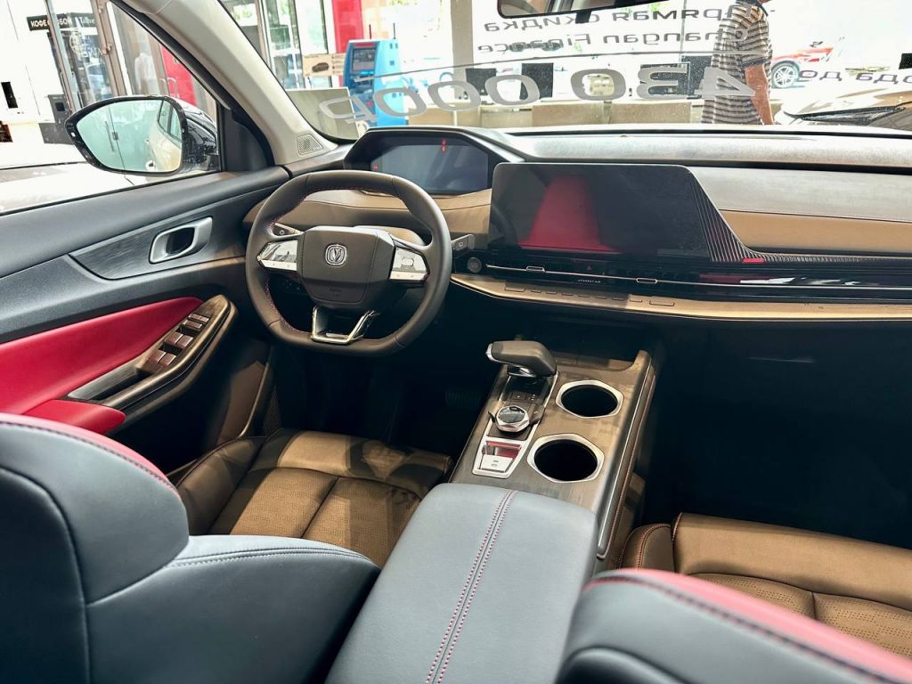 CHANGAN CS55