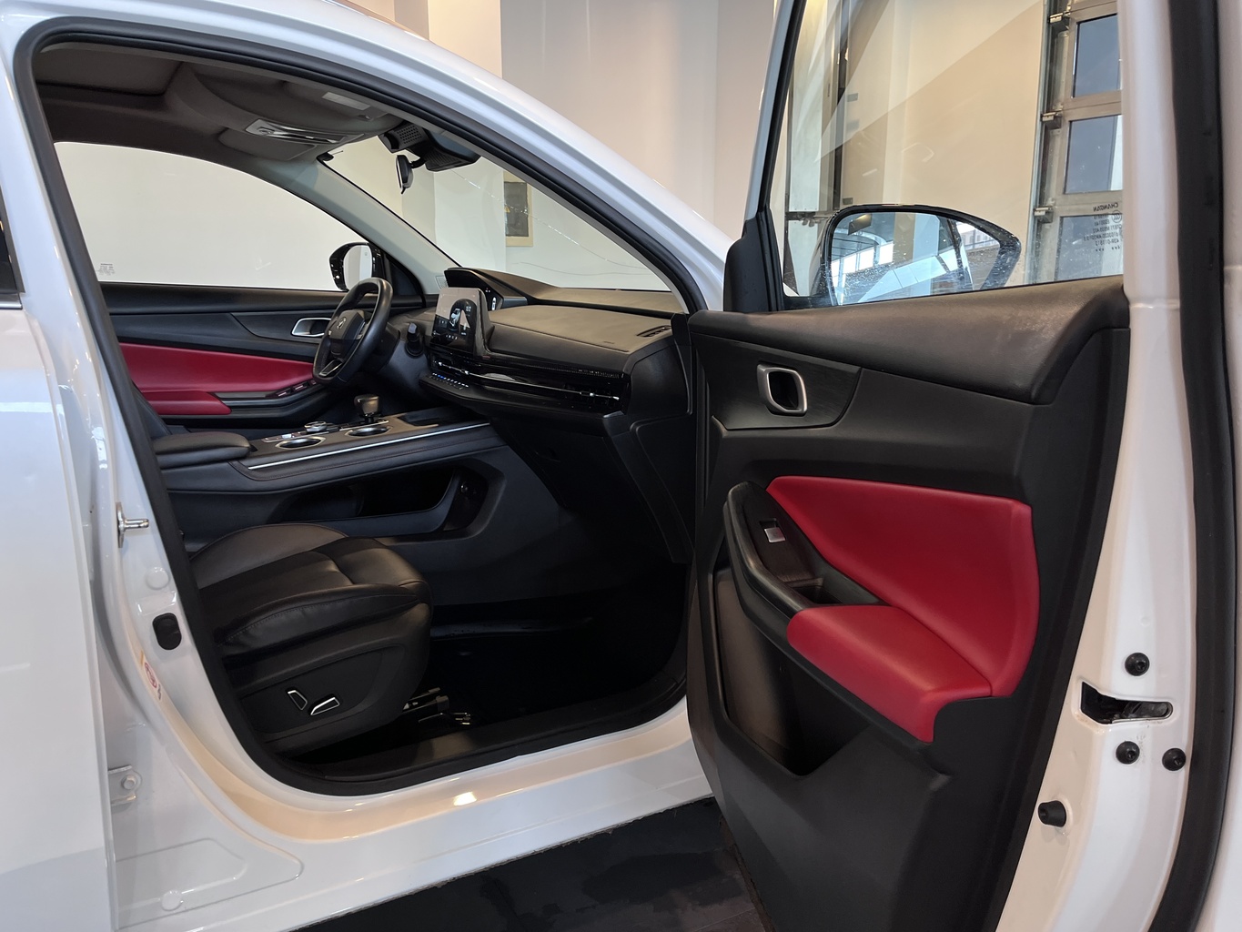 CHANGAN UNI-S