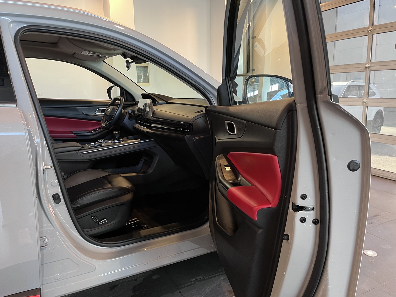 CHANGAN CS55