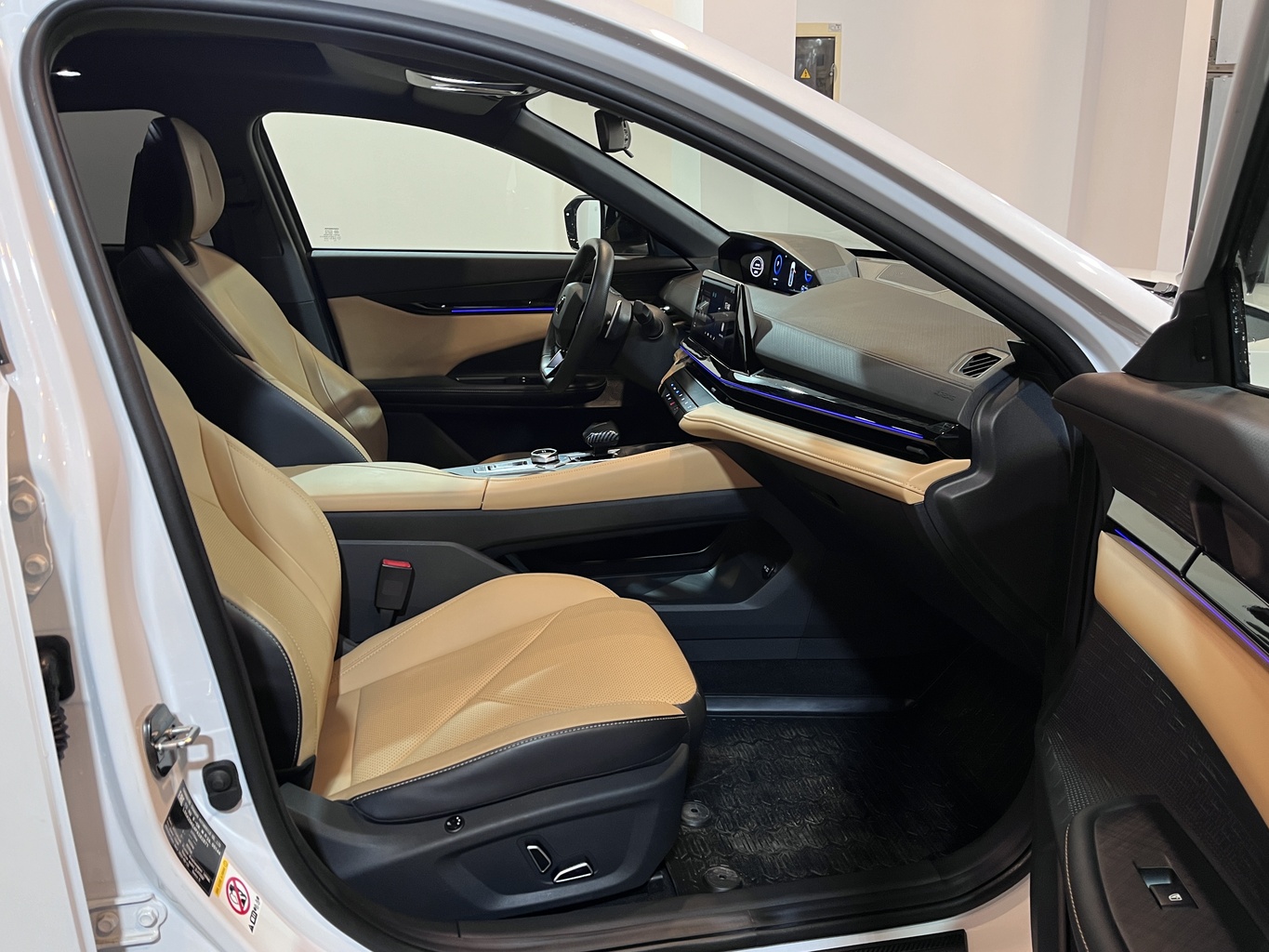 CHANGAN UNI-V