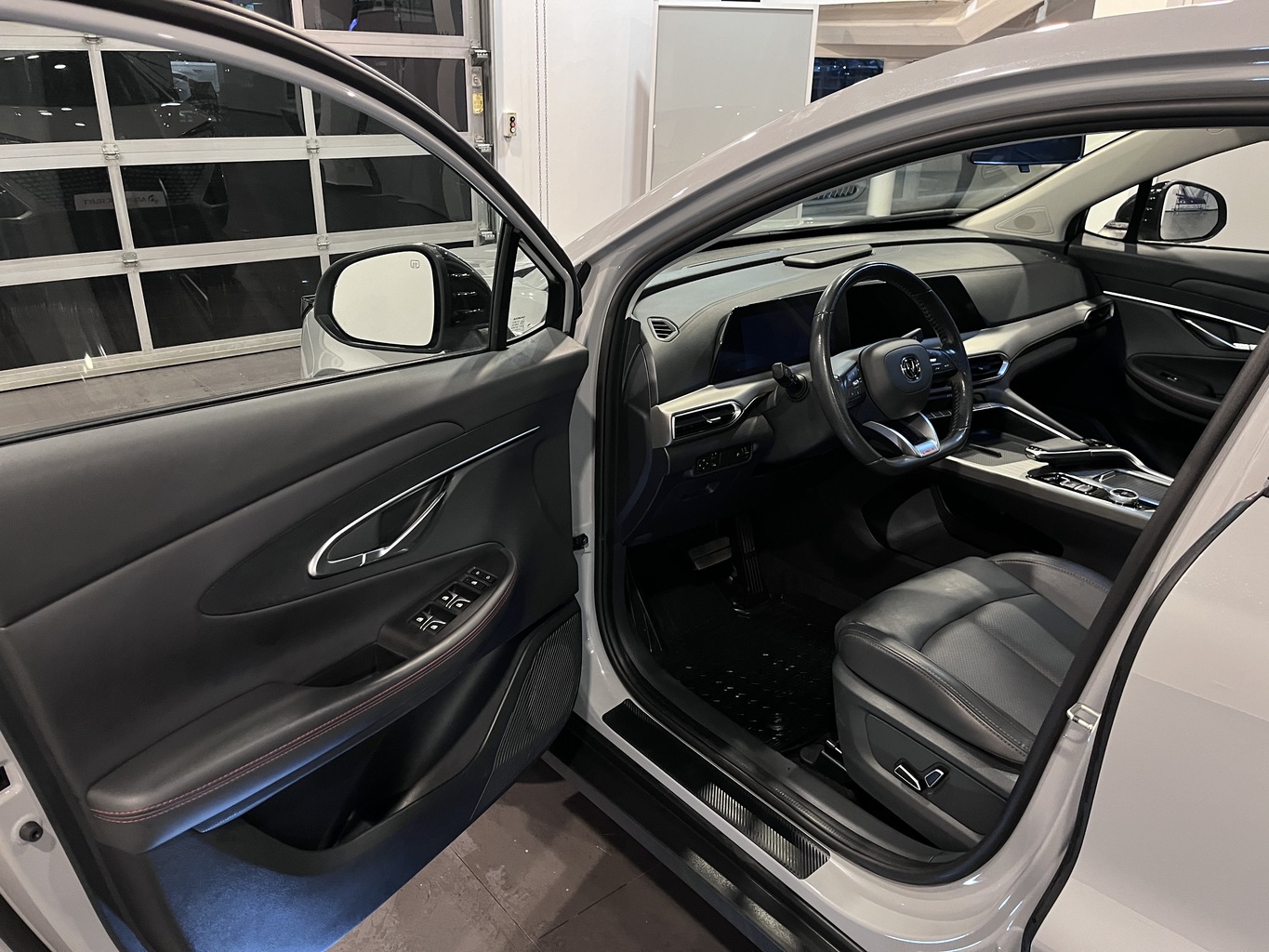 CHANGAN UNI-T