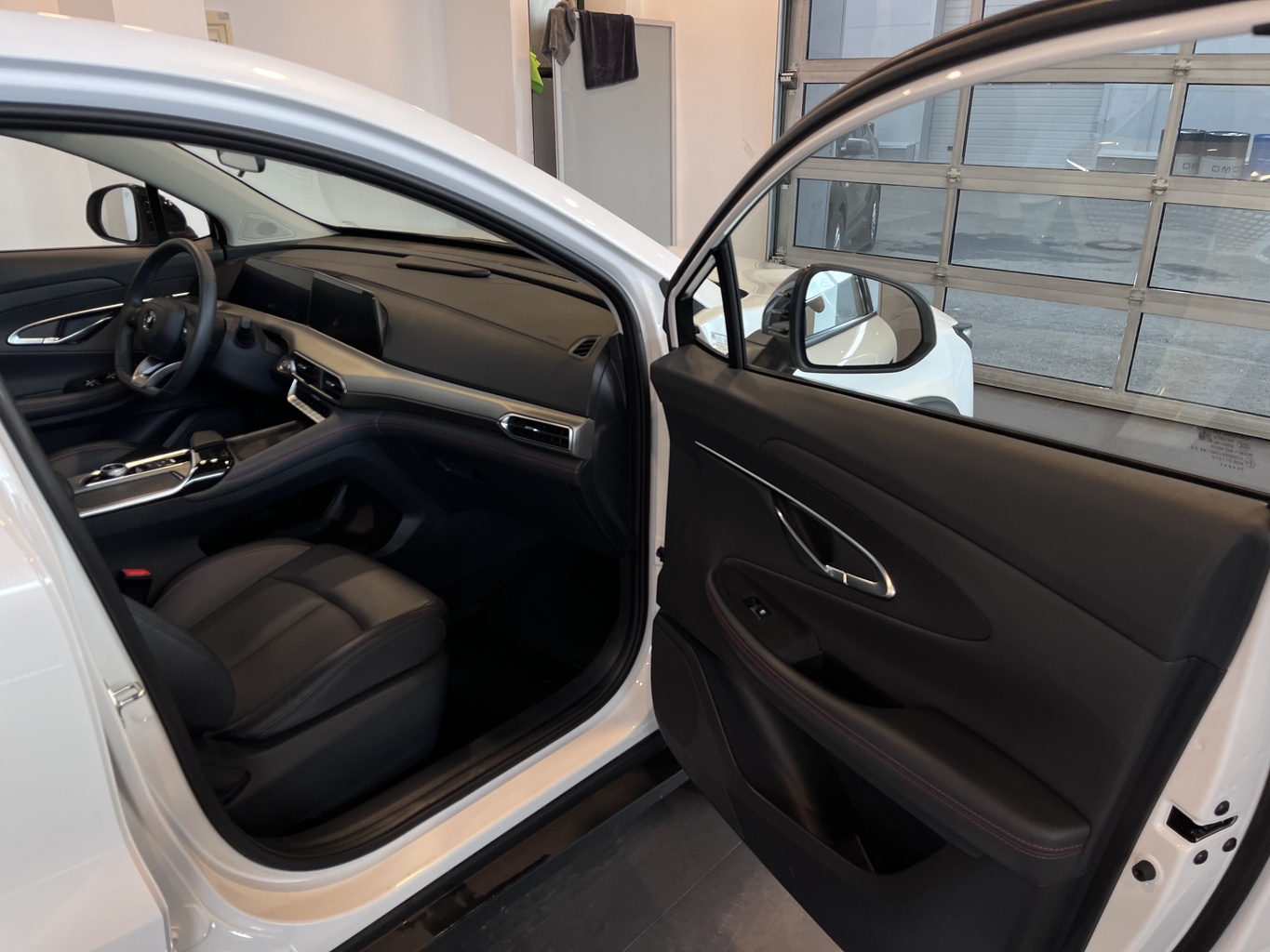 CHANGAN UNI-T