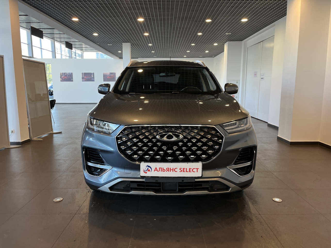 CHERY TIGGO 8