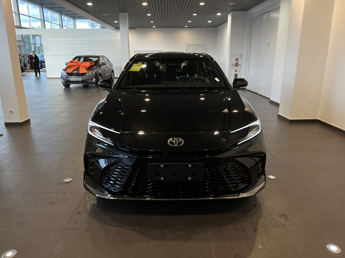 TOYOTA CAMRY