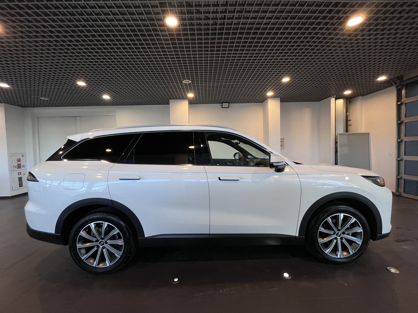CHERY TIGGO 9