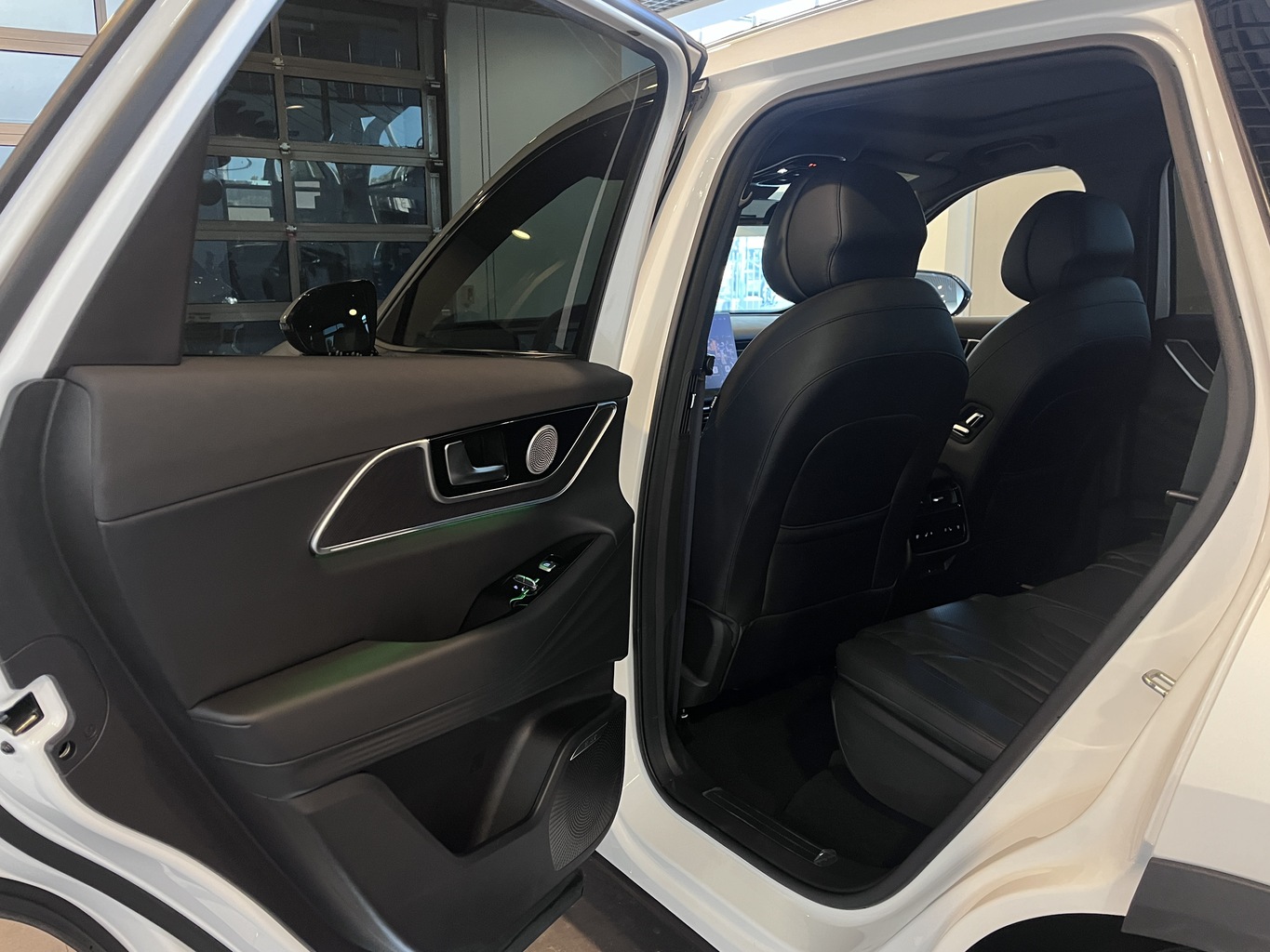 CHERY TIGGO 9