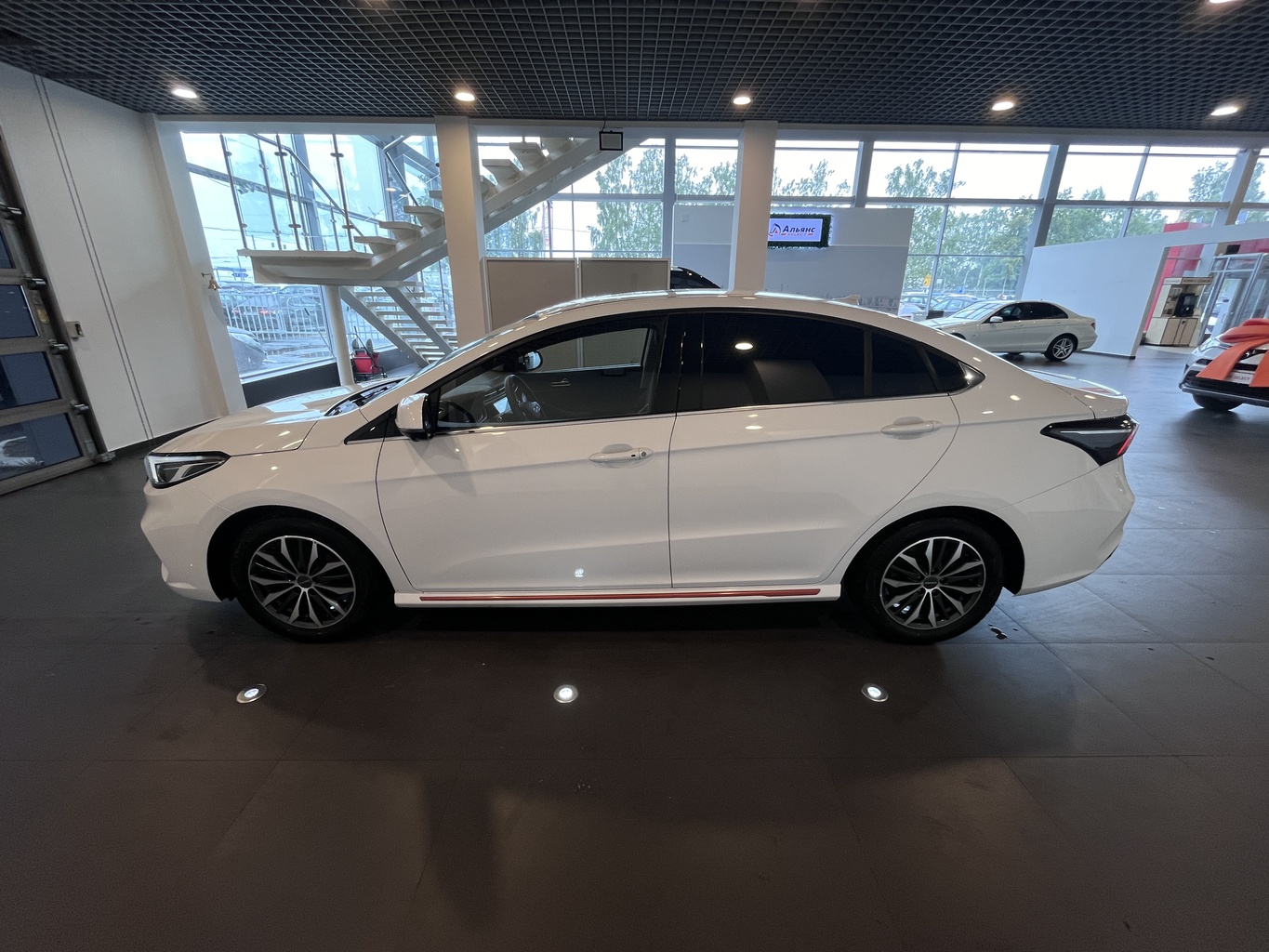 OMODA S5