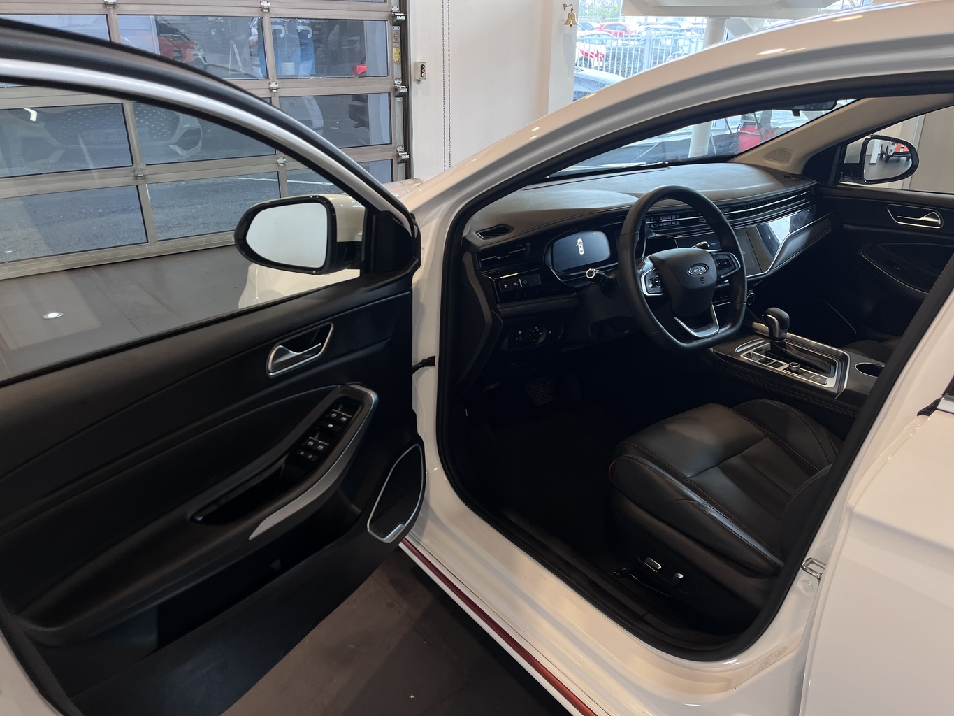 OMODA S5
