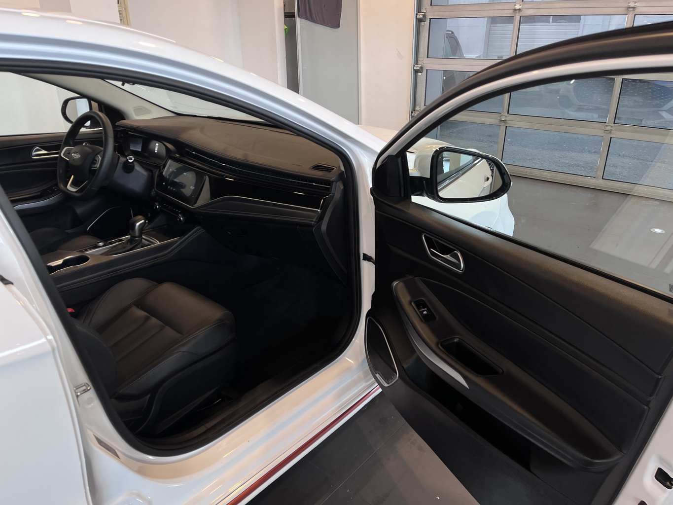 OMODA S5