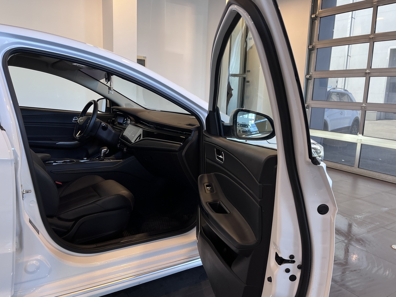 OMODA S5
