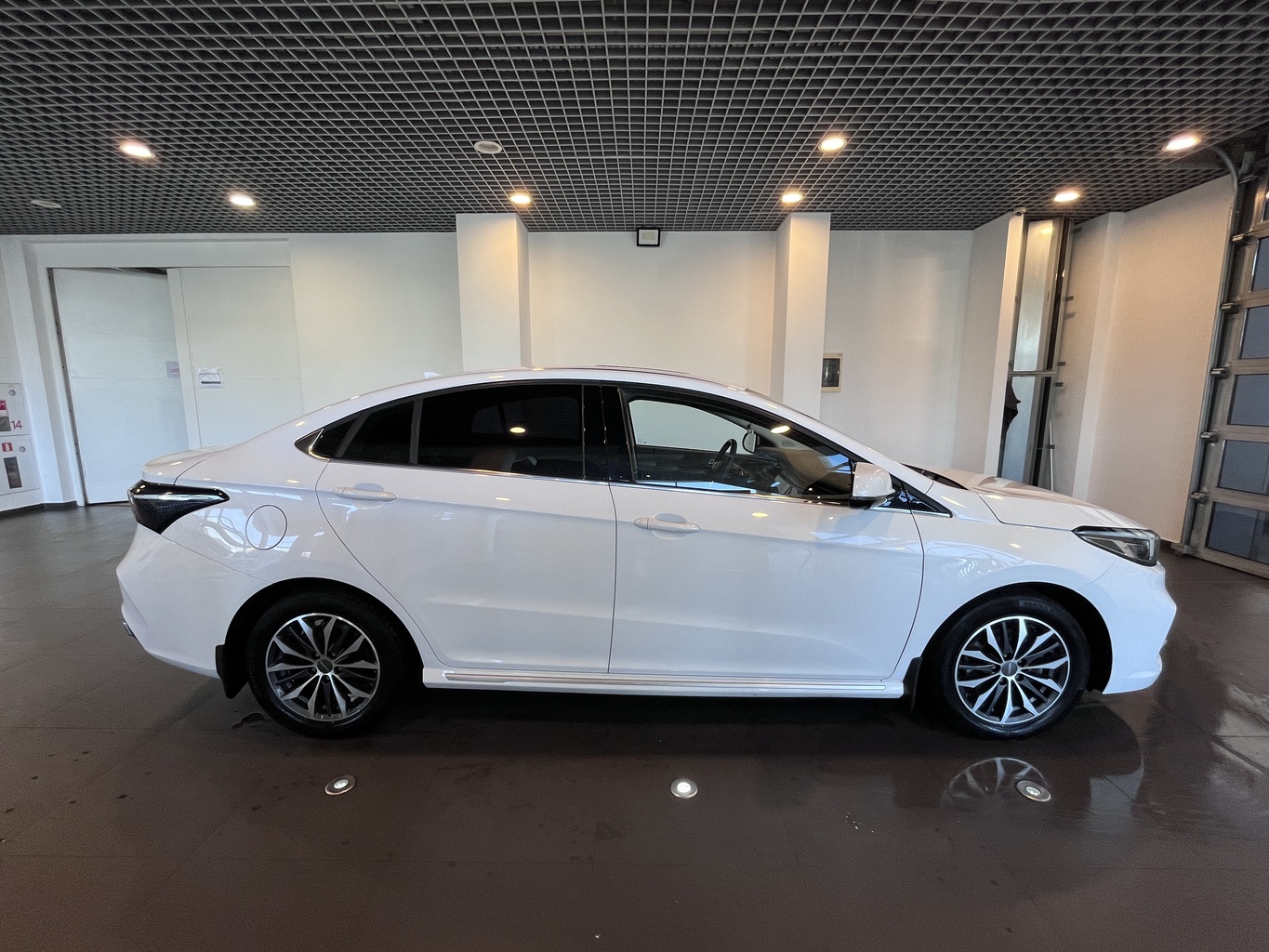 OMODA S5