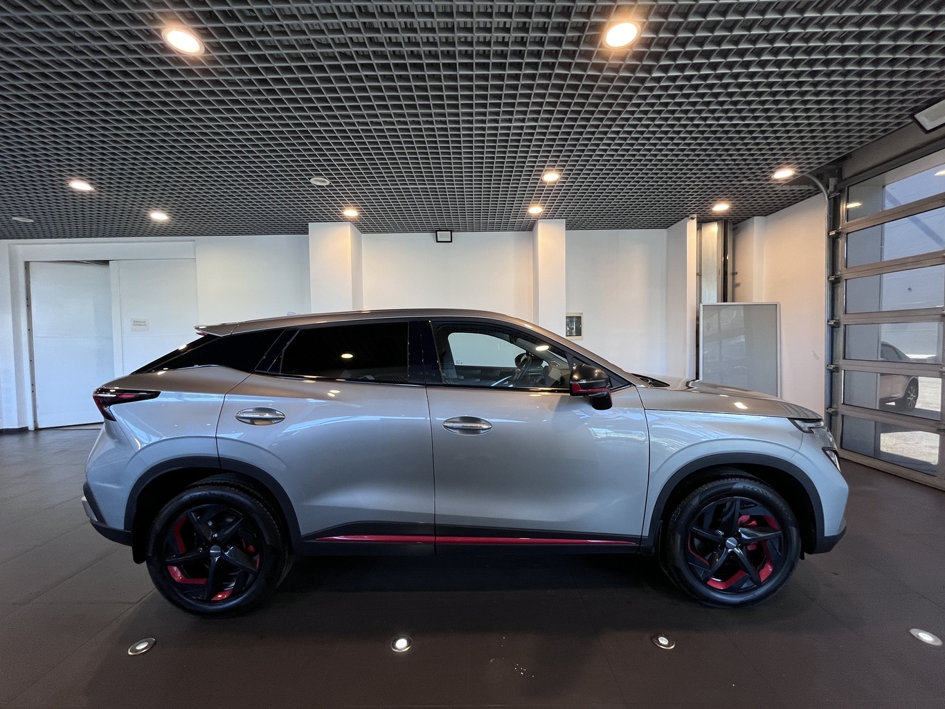 OMODA C5