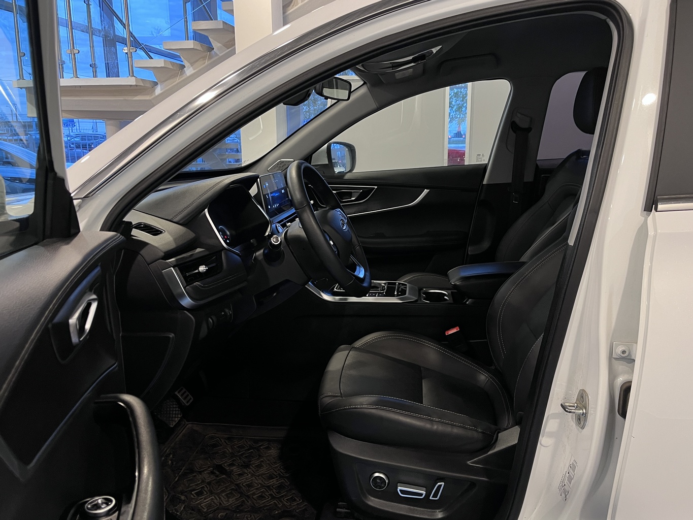 CHERY TIGGO 8