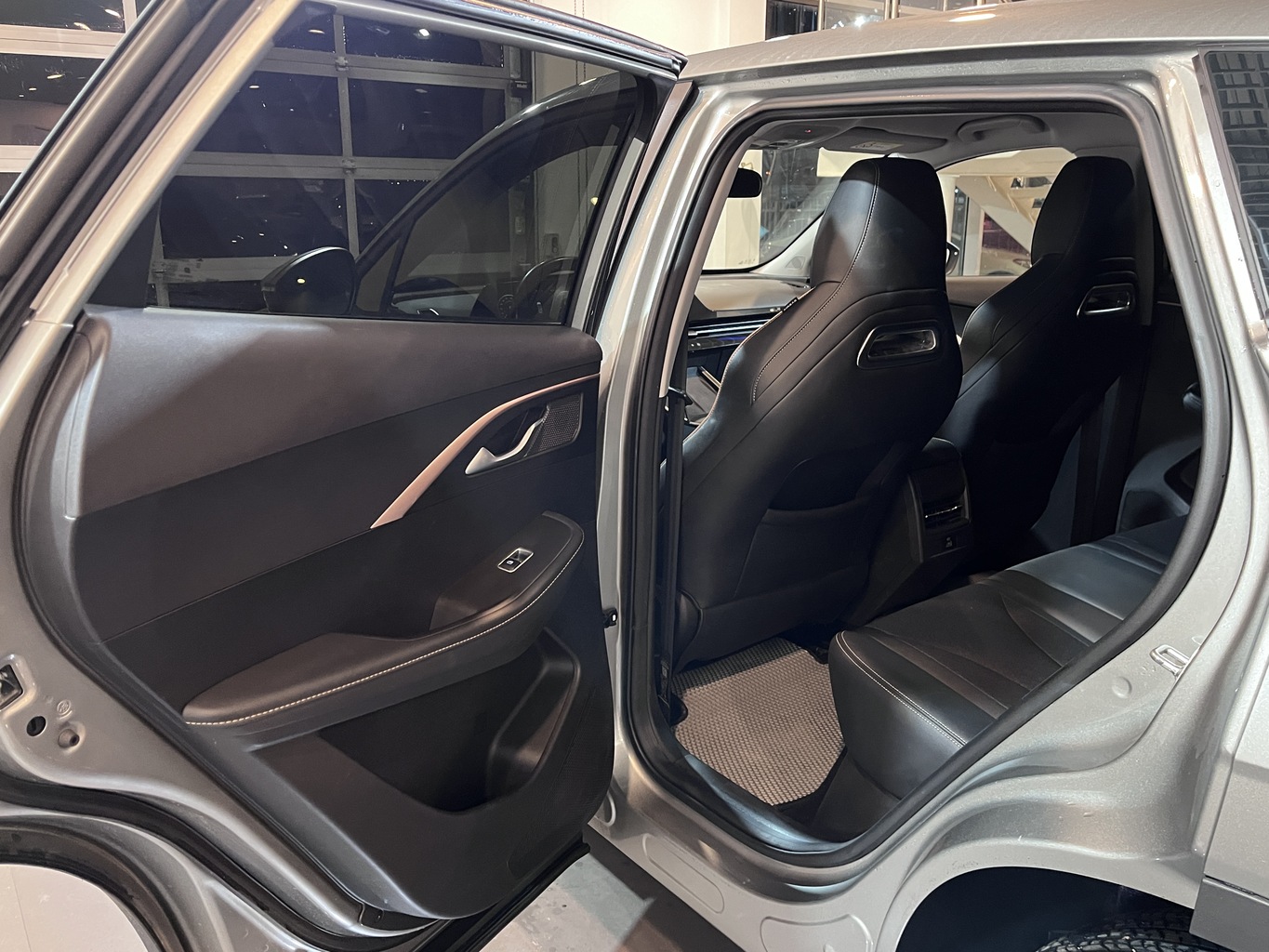 OMODA C5