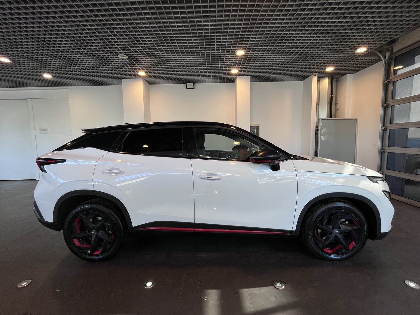 OMODA C5