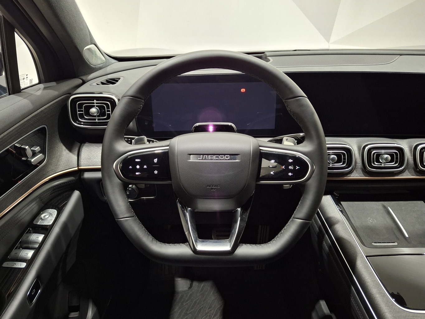 JAECOO J8