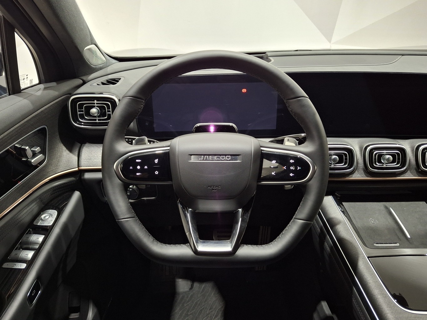 JAECOO J8