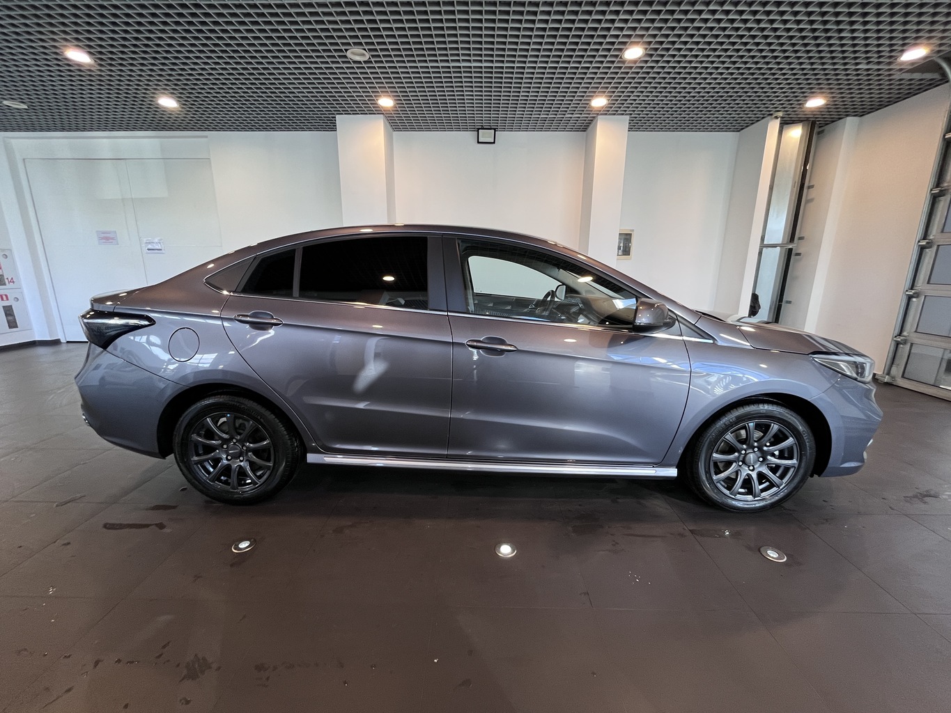 OMODA S5