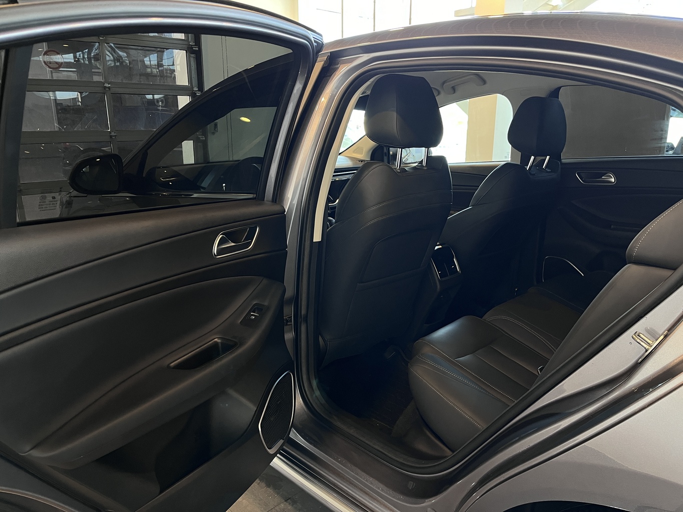 OMODA S5