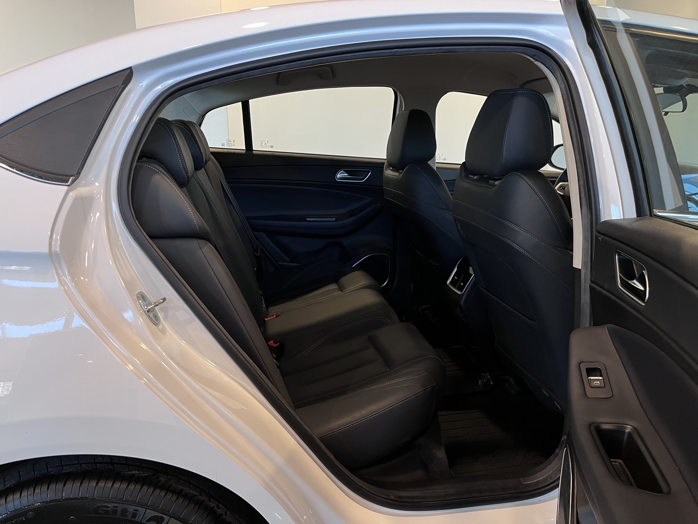 OMODA S5