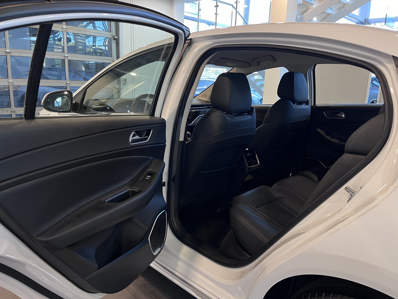 OMODA S5