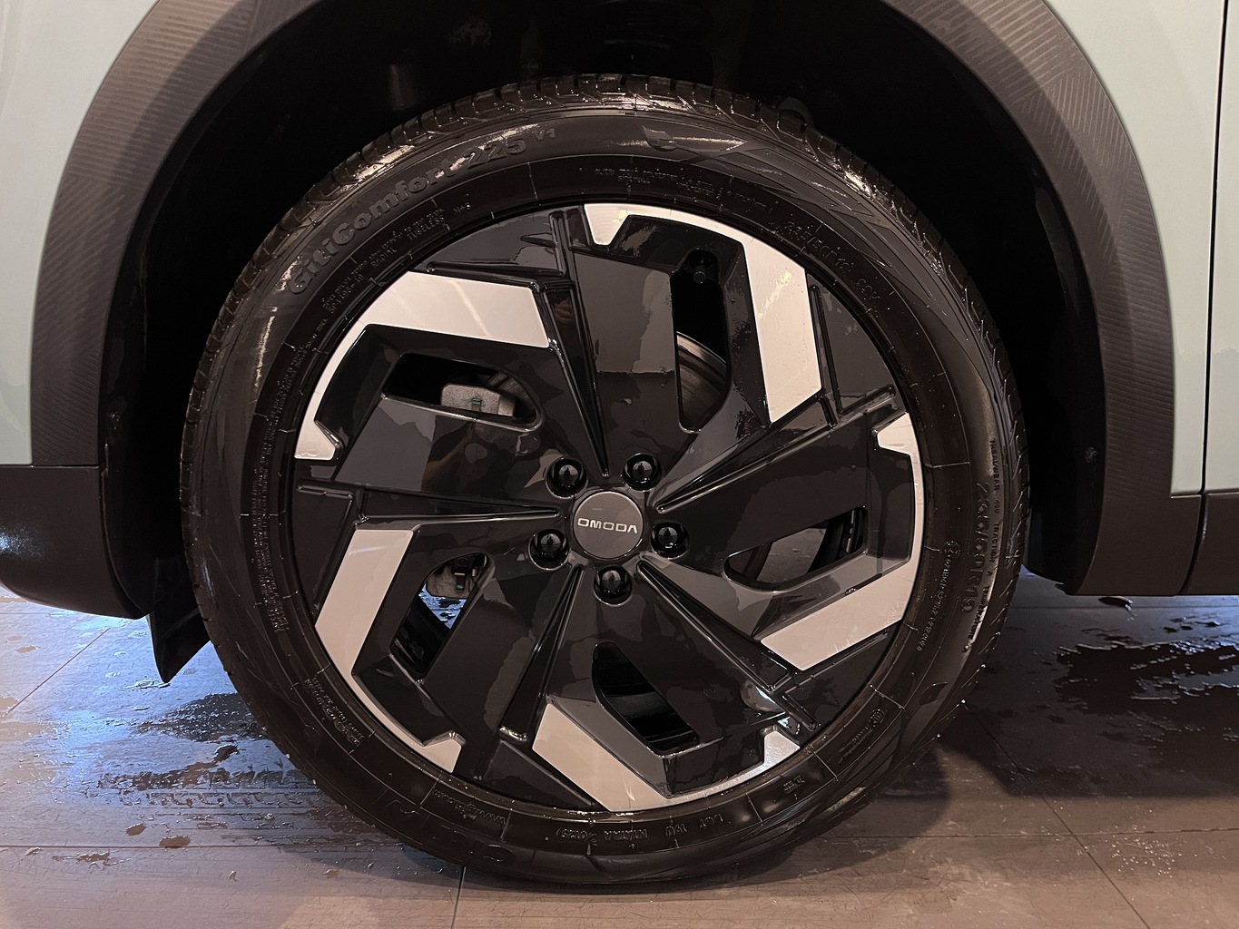 OMODA C7
