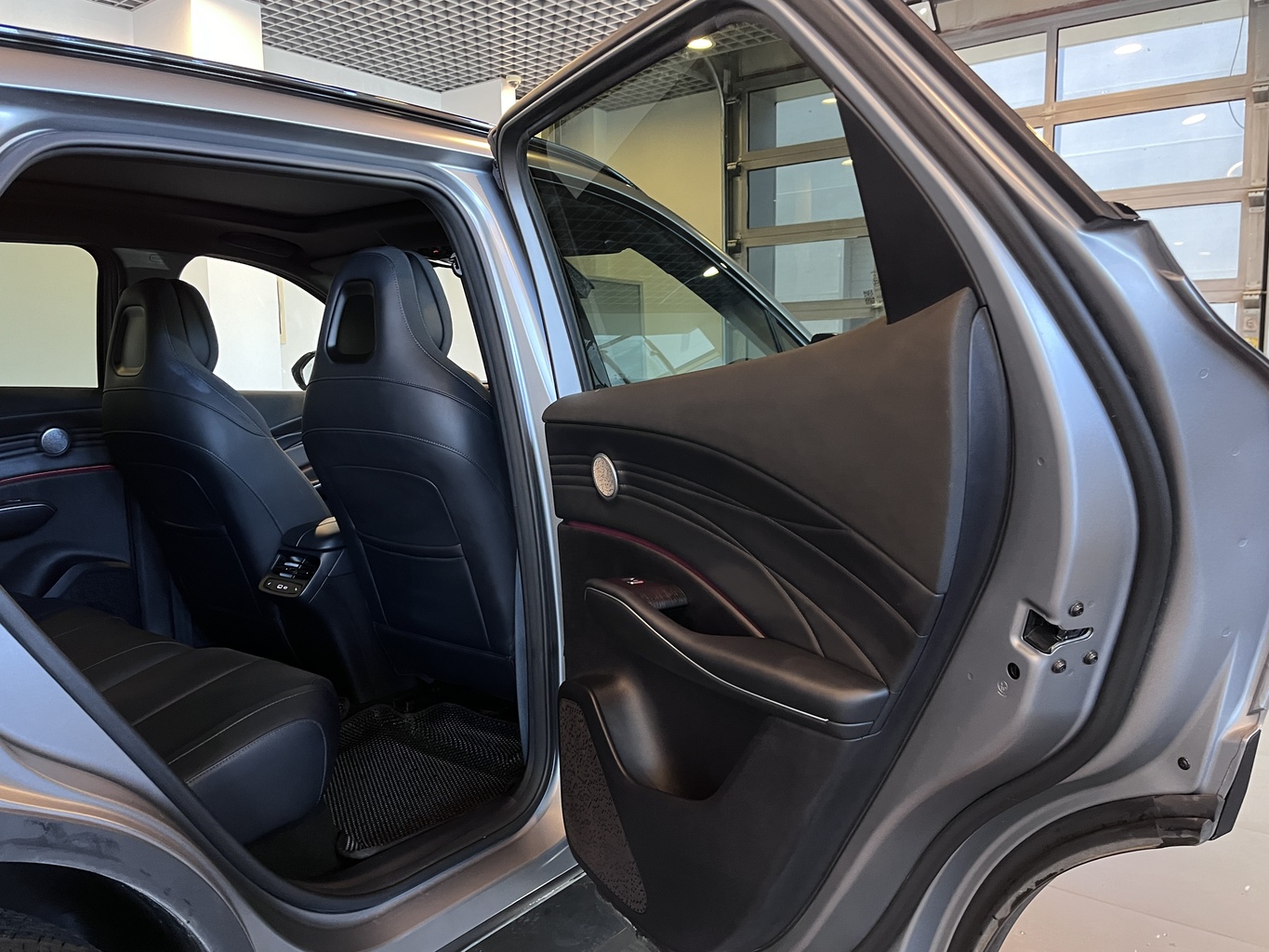 OMODA C7