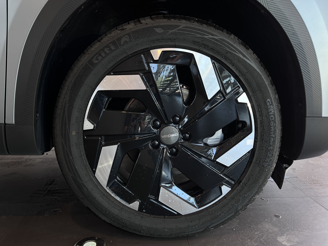OMODA C7