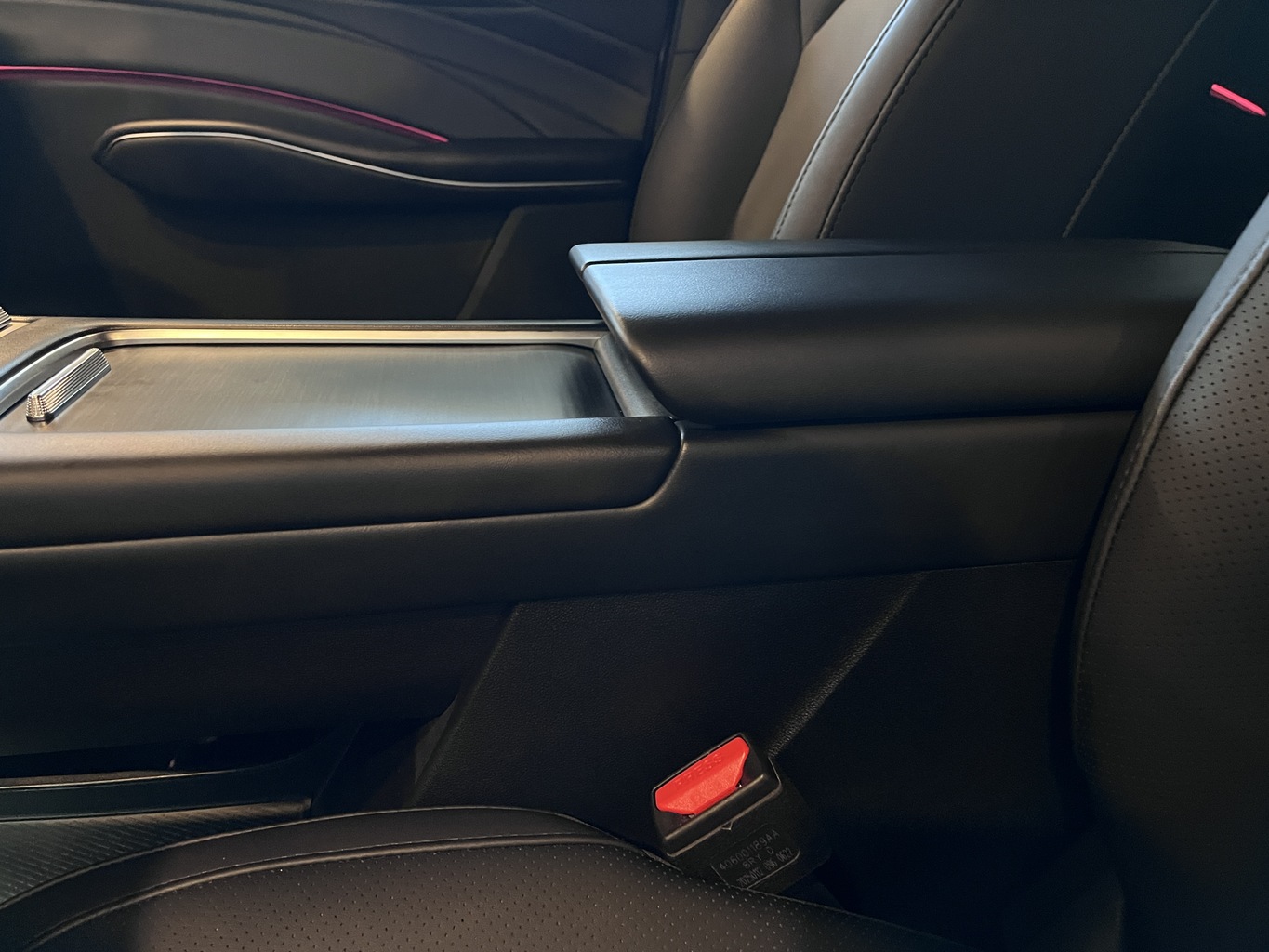 OMODA C7