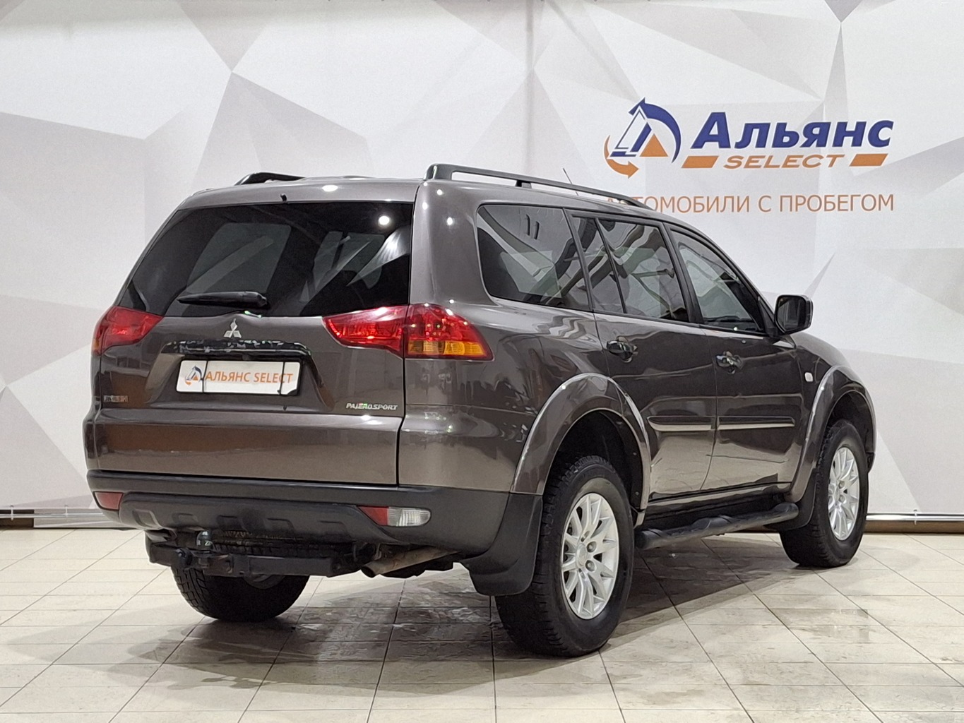 MITSUBISHI PAJERO SPORT