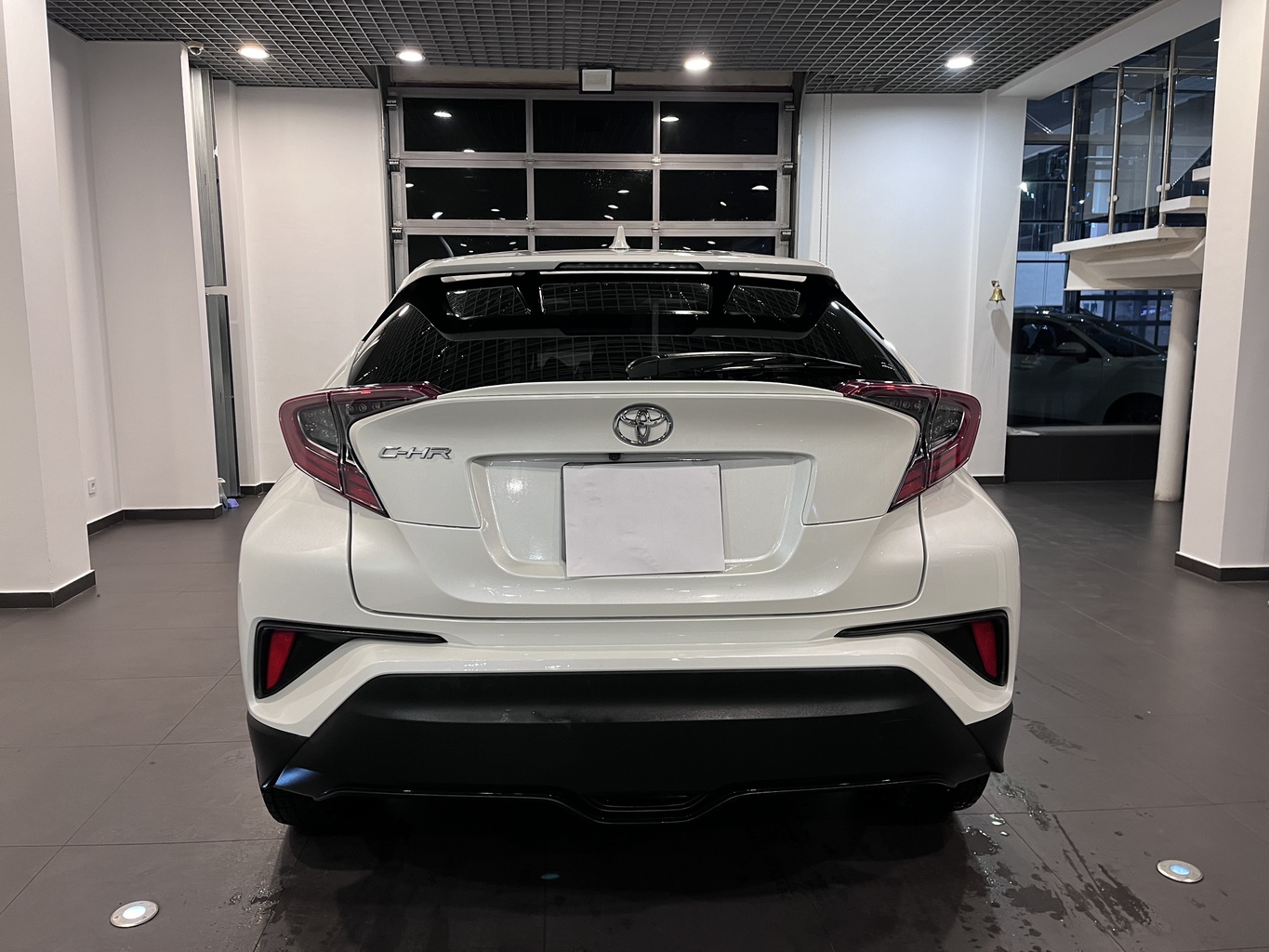 TOYOTA C-HR