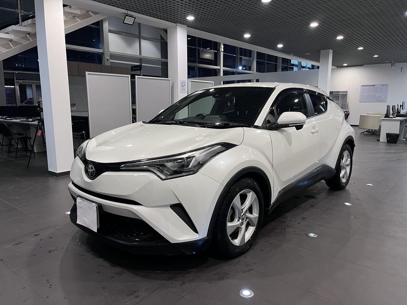 TOYOTA C-HR