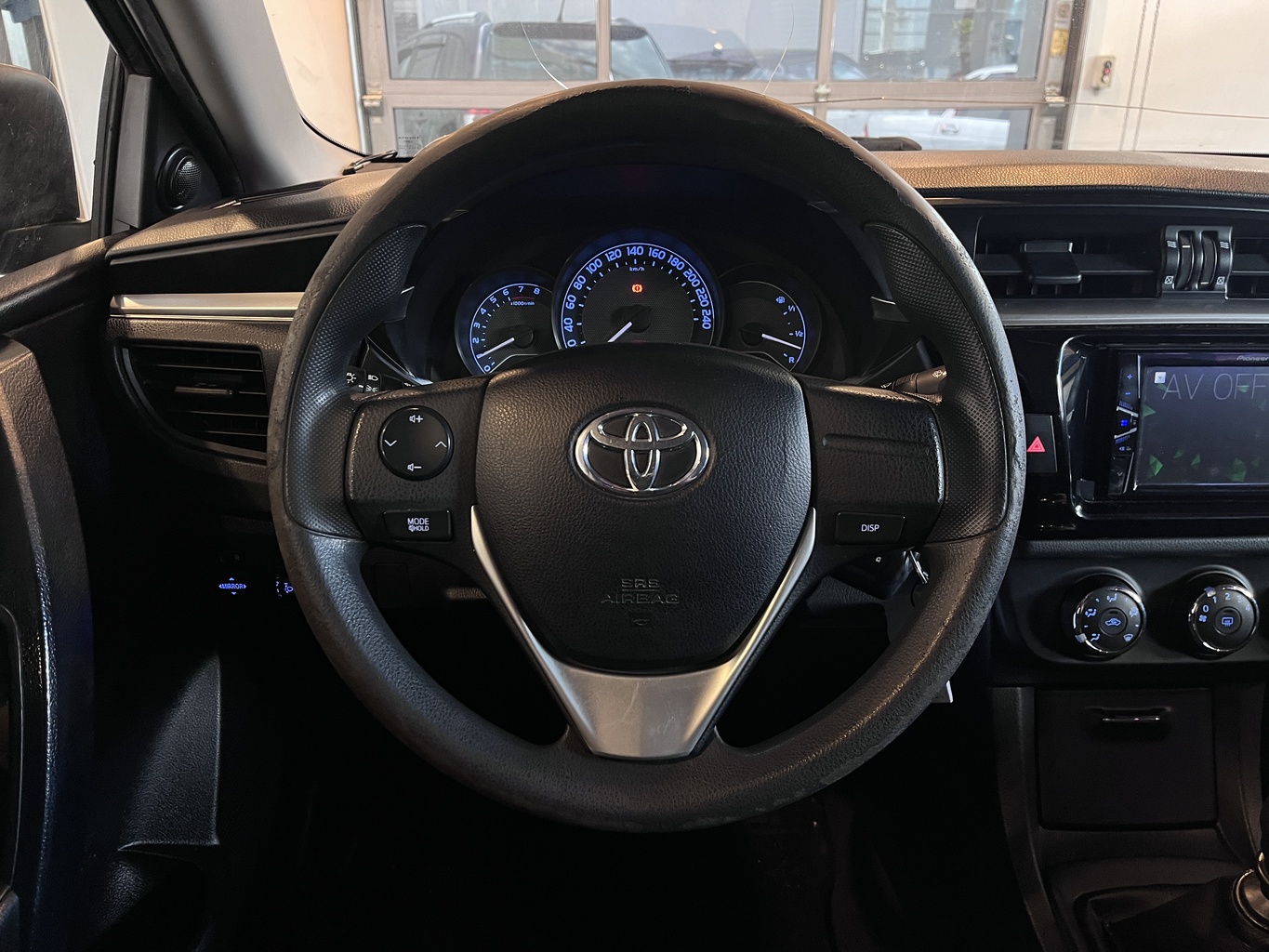 TOYOTA COROLLA