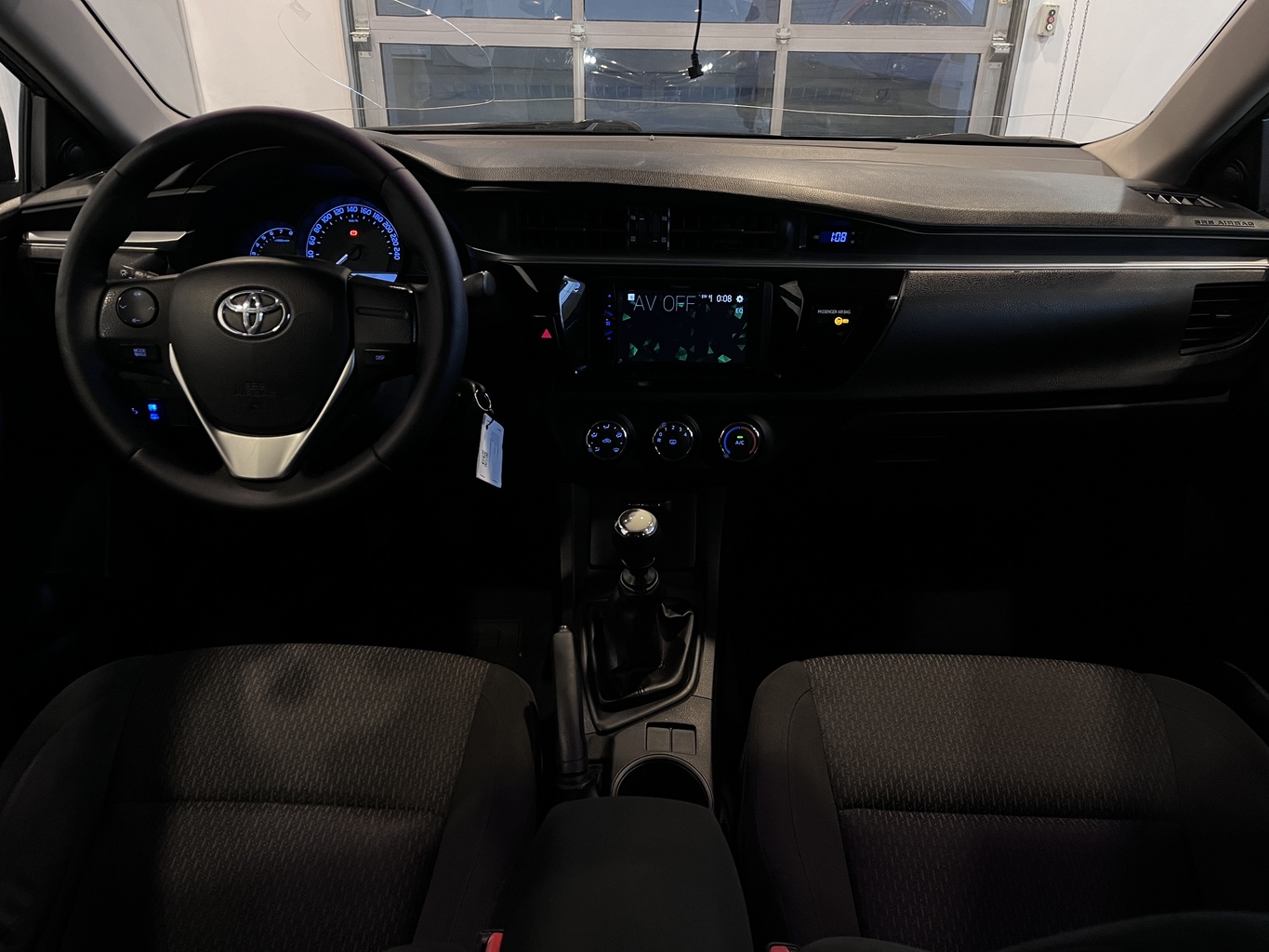 TOYOTA COROLLA