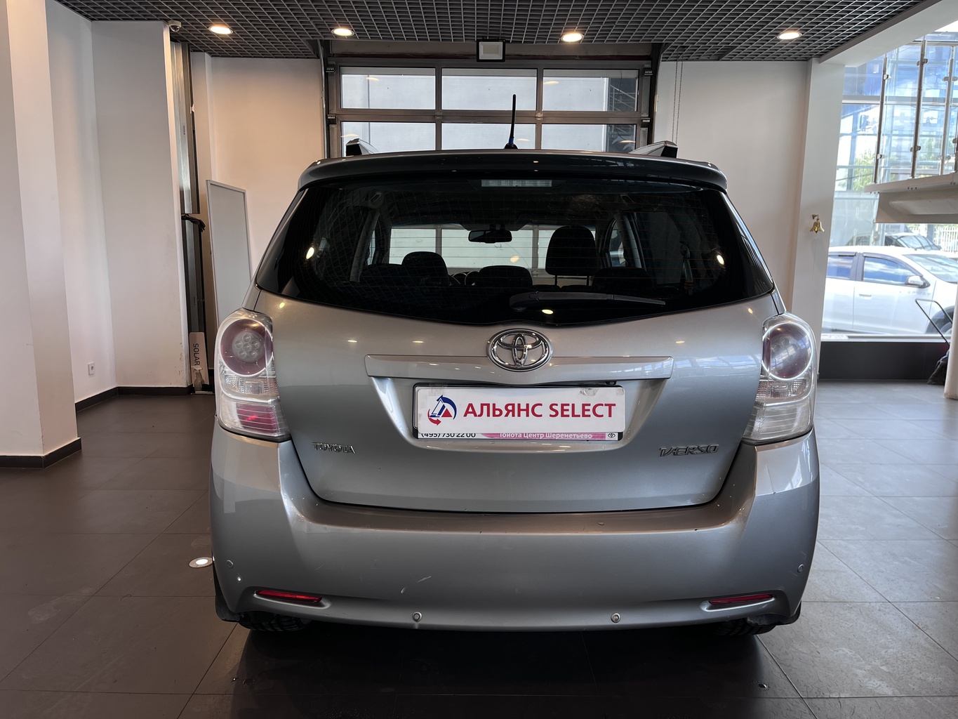 TOYOTA VERSO