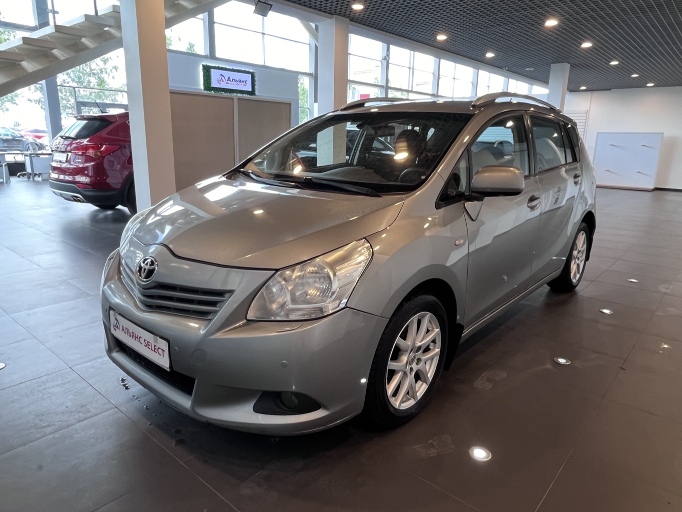 TOYOTA VERSO